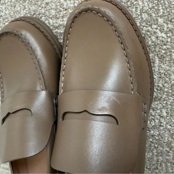 Cole Haan Camea Lug Loafer Leather Shoe Quality Comfort New without Box - Picture 10 of 10